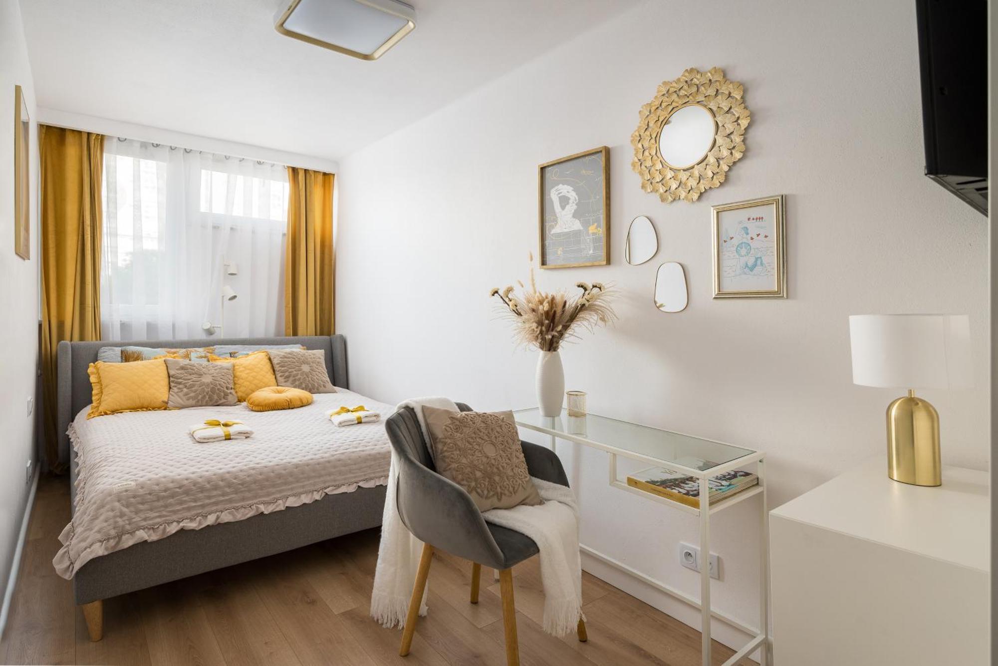 Gold Premium Central Suite 950 M To Central Station Parking Varşova Dış mekan fotoğraf