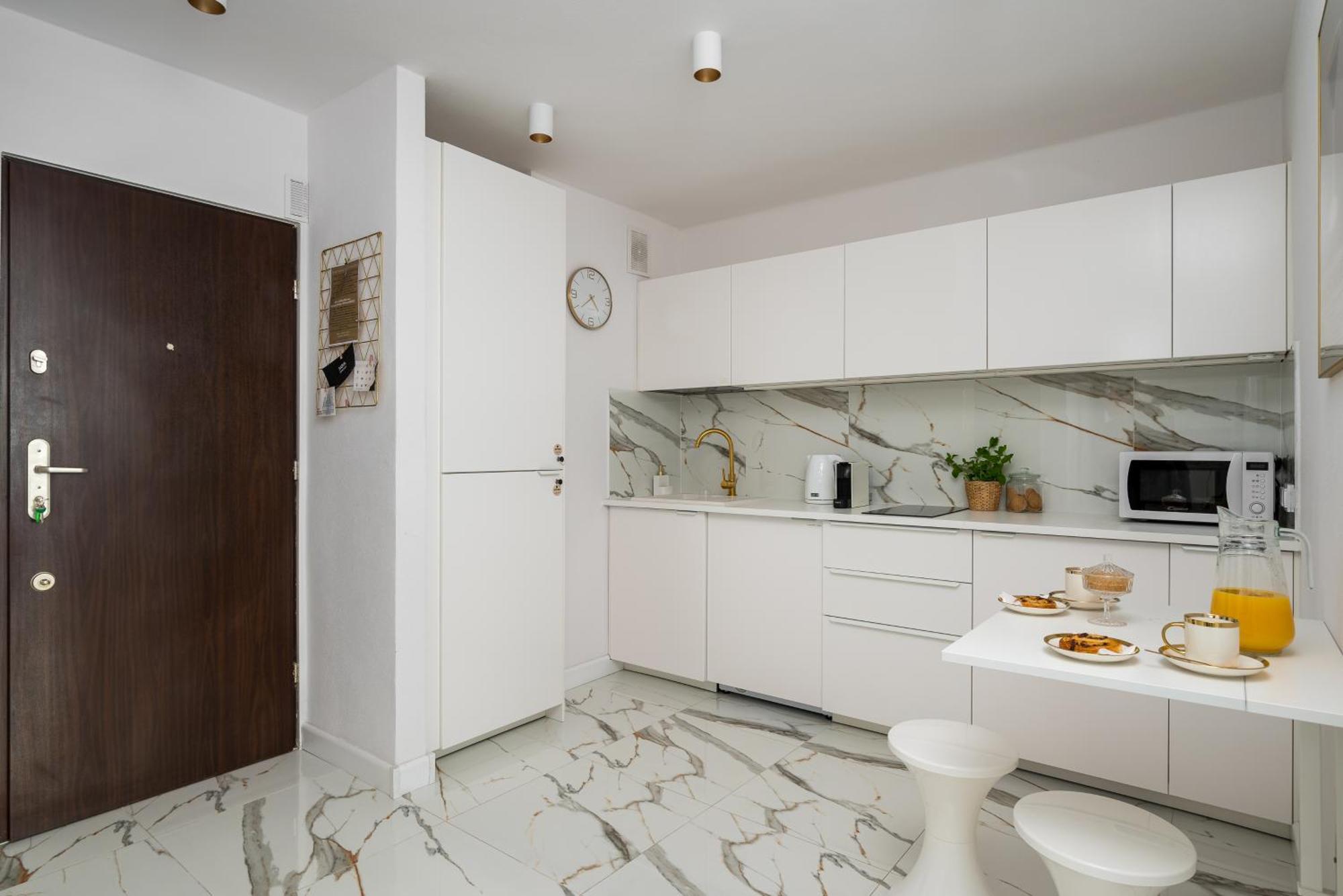 Gold Premium Central Suite 950 M To Central Station Parking Varşova Dış mekan fotoğraf