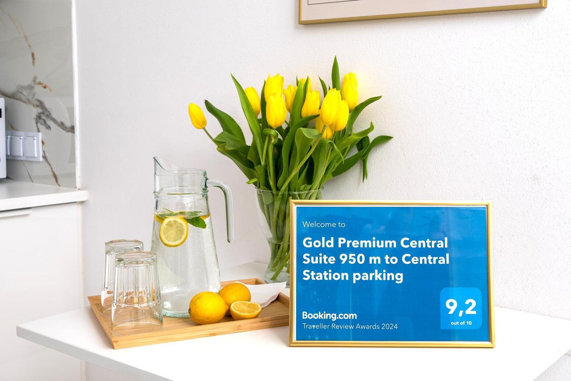 Gold Premium Central Suite 950 M To Central Station Parking Varşova Dış mekan fotoğraf